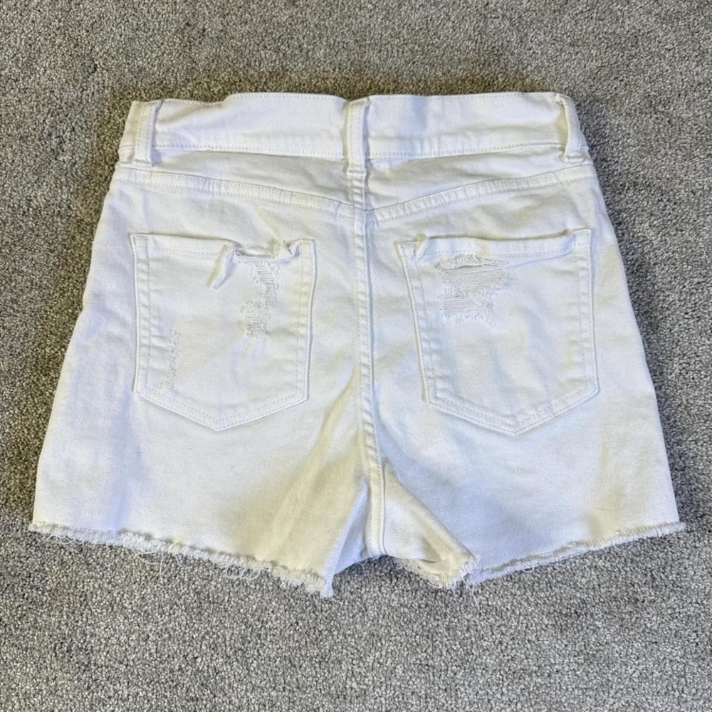 No Boundaries White Denim Shorts Women's Size 9 Frayed Hem - Picture 7 of 7